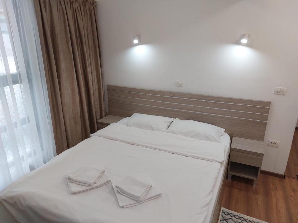 Hotel Babilon Bukarest Kültér fotó